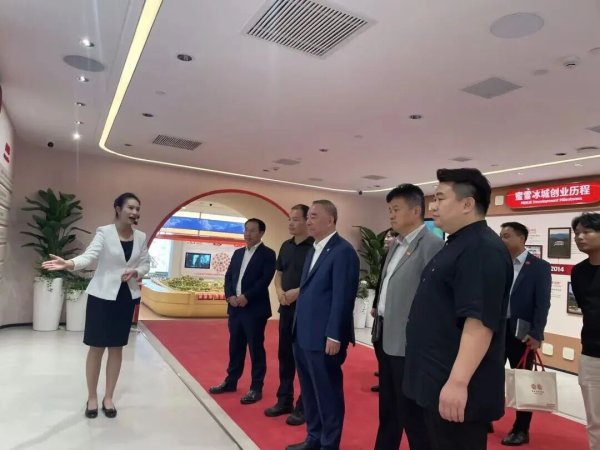 闻喜策略 中国上市公司协会会长宋志平调研蜜雪冰城、牧原股份及心连心集团